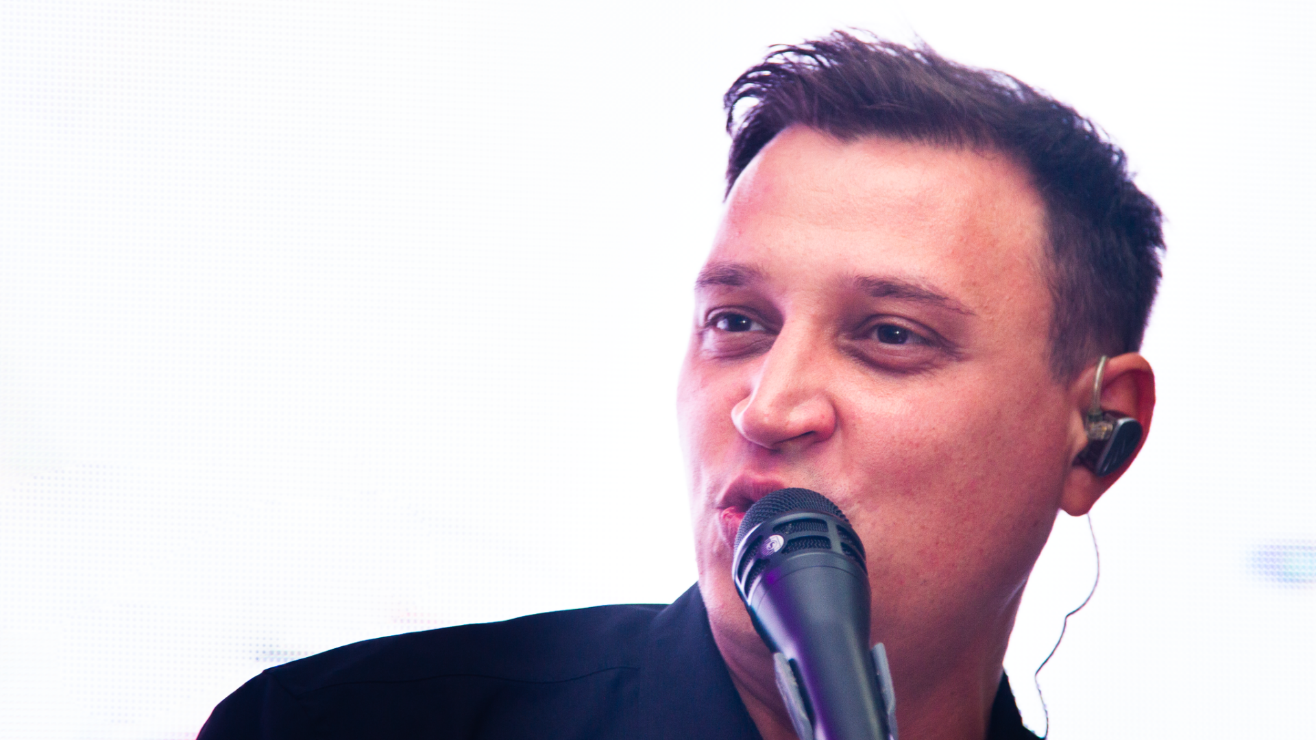 mircea-poza-gagici-1920x1080 mircea-poza-gagici-1920x1080