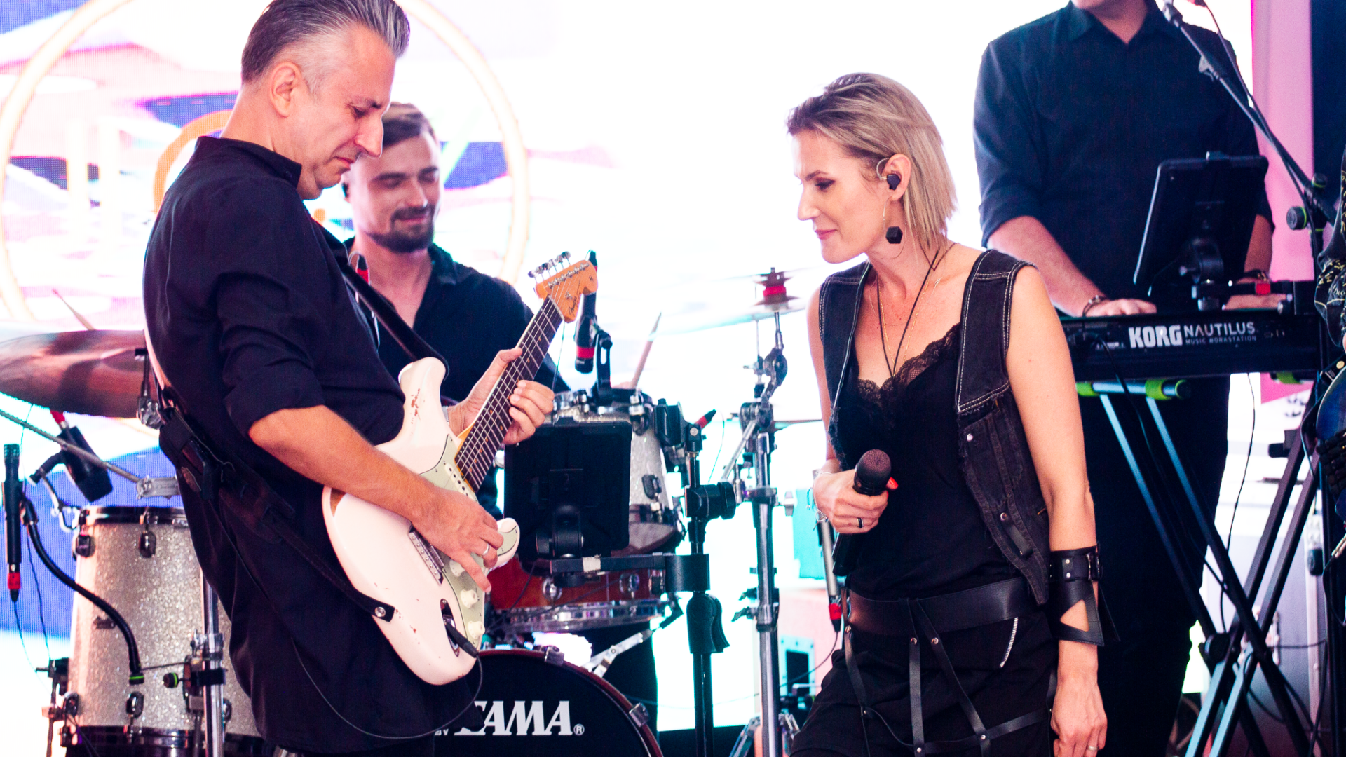 solo-2-1920x1080 solo-2-1920x1080